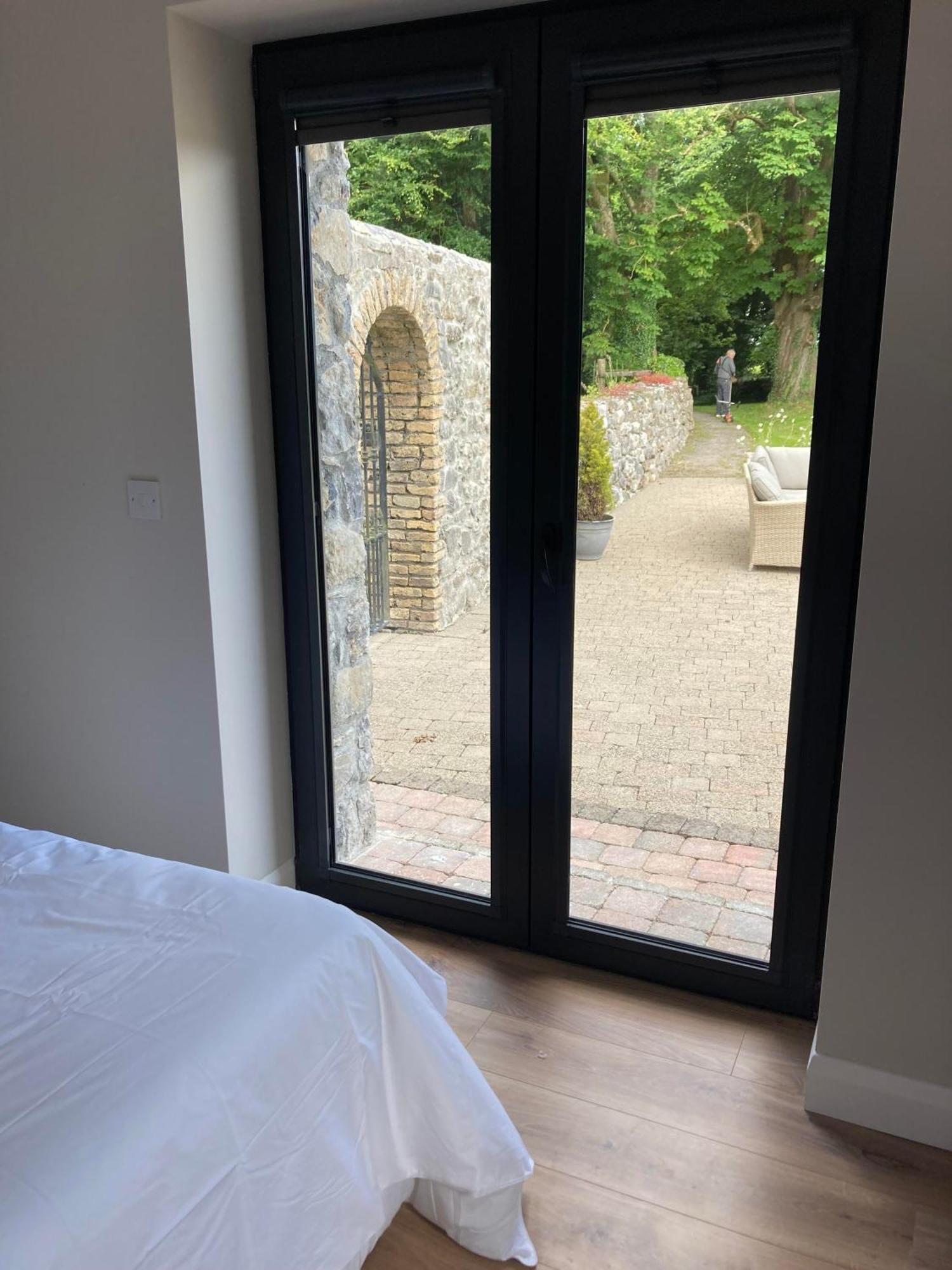 Moynure House Boutique B&B & Separate Two Bedroom Chalet Athlone Bagian luar foto